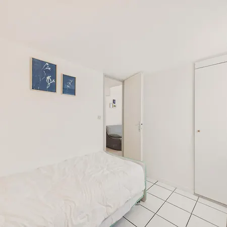 Piscine Commune, Terrasse, Maison Pour 5 *